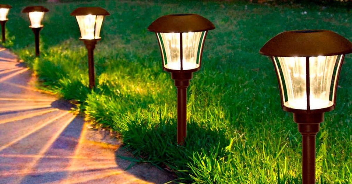 Solar vs. Low Voltage Landscape Lighting: